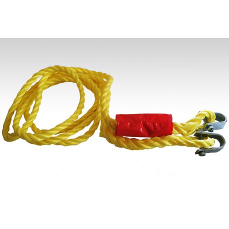 Braided tow rope with shackle